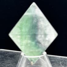Load image into Gallery viewer, Fluorite Double Pyramid Figurine | 1 Display Figurine | | 36x36x36mm | Green
