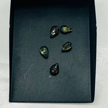 Load image into Gallery viewer, Sapphire AAA Faceted 2.2cts Parcel Briolette Beads | 6x4 to 5x4mm | Green | 5 |
