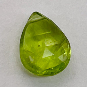 Faceted Peridot Briolette Bead | Green | 10x8x5mm | 3.1 ct |