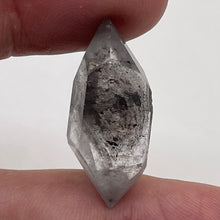 Load image into Gallery viewer, Quartz Shaman Double Terminated 23cts Crystal | 29x12mm | Clear with Inclusions|
