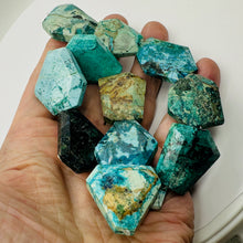 Load image into Gallery viewer, Designer Natural 29 to 26mm! Chrysocolla Pendant Bead Strand 110136C
