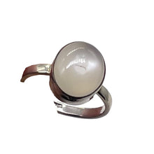 Load image into Gallery viewer, Moonstone Sterling Silver Oval Ring | 7 | White |
