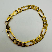 Load image into Gallery viewer, Handmade Italian 18K Gold Vermeil Figaro Chain Bracelet | 7mm | 7" | 10g |
