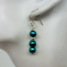 Load image into Gallery viewer, Green Freshwater Pearl Sterling Silver Disco Drop/Dangle Earrings| 1 1/2 " Drop|
