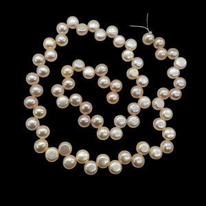 Top Drilled Button Lavender Pink FW Pearl Strand 104761