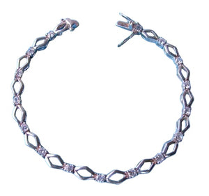 Quiet Sophisticate Silver Cubic 7" Bracelet 10069