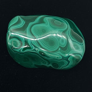Malachite 58g Polished Gemstone FreeForm WorryStone|55x37x9mm Green| 1 Specimen|