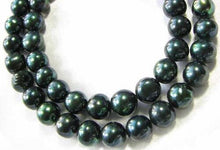 Load image into Gallery viewer, Midnight Emeralds Green FW Pearl Strand 109444
