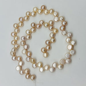 Top Drilled Button Lavender Pink FW Pearl Strand 104761
