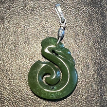 Load image into Gallery viewer, Jade Maori Manaia Sterling Silver Pendant | Green | 1 1/2&quot; Long | 1 Pendant |
