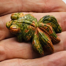 Load image into Gallery viewer, Fantail Goldfish Stone Carving | 1 Figurine | | 1 5/8 x 1 1/8" | Pink, Green
