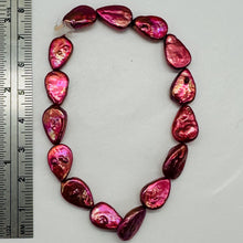 Load image into Gallery viewer, Yummy Raspberry FW Teardrop Coin Pearl 8 inchStrand 9949HS
