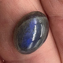 Load image into Gallery viewer, One Vibrant Labradorite Cabochon | Green, Blue | 14x10mm | 1 Cabochon |
