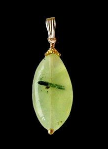 Mint! Green Prehnite Tapered Oval 12Kgf Pendant! 503143B