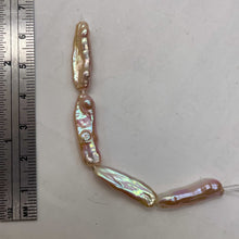 Load image into Gallery viewer, 4 Beads of Rare Natural Peach Stick FW Pearls 4814
