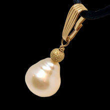 Load image into Gallery viewer, Tear-Drop Pearl &amp; 14Kgf Pendant #5084F
