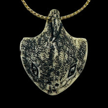 Load image into Gallery viewer, Manta Ray Scrimshaw Pendant Bead | 26x21x5mm | Cream, Black | 1 Bead |

