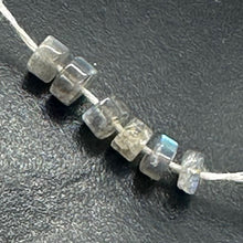 Load image into Gallery viewer, 6 Fantastic Labradorite 6 to 7mm Wheel Beads 005778
