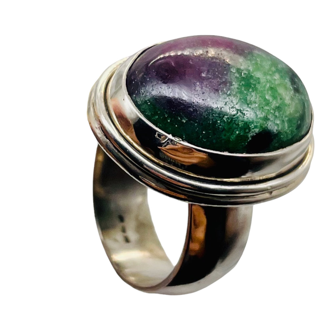 Gemstone Oval Ruby Zoisite Sterling Silver Ring| Size 7.5 | Green Red | 1 Ring |