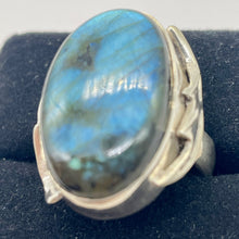 Load image into Gallery viewer, Labradorite Sterling Silver Oval Stone Ring | 7 | Blue Flash | 1 Ring |
