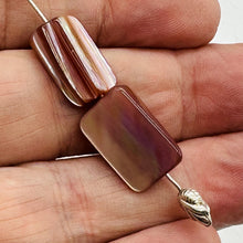 Load image into Gallery viewer, 2 Beads of Natural Dark Pink Mussel Shell Beads 4324
