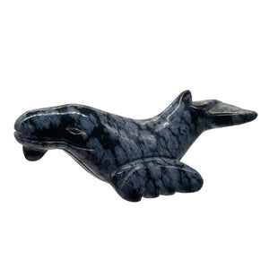 Hand-Carved Posed Seal | 55x25x15mm | Black White | 1 Figurine |