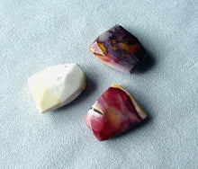 Load image into Gallery viewer, Stunning Natural Mookaite 3 Faceted 25x21x8mm Pendant Beads 004913
