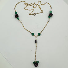 Load image into Gallery viewer, Garnet Berry &amp; Carved Aventurine Leaf Lariat 200011
