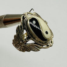 Load image into Gallery viewer, Yin Yang Black Agate Mother of Pearl Butterfly Sterling Silver Ring Size 6
