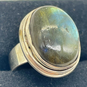 Labradorite Sterling Silver Oval Stone Ring | Size 6 | Blue Flash | 1 Ring |