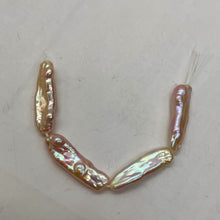 Load image into Gallery viewer, 4 Beads of Rare Natural Peach Stick FW Pearls 4814
