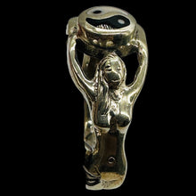 Load image into Gallery viewer, Yin Yang Black Agate Mother of Pearl Sterling Silver Ring Size 6 Designer
