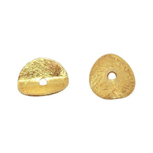 Load image into Gallery viewer, 2 Designer Brushed 22K Vermeil Wavy Disc Beads 9089
