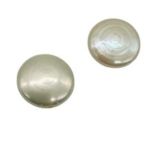 Load image into Gallery viewer, 2 Cool Wedding White FW Coin Pearls 4758
