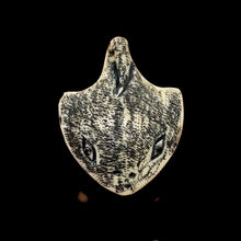 Load image into Gallery viewer, Manta Ray Scrimshaw Pendant Bead | 26x21x5mm | Cream, Black | 1 Bead |
