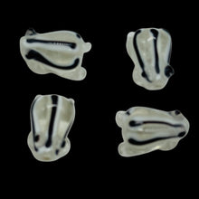 Load image into Gallery viewer, Frog Lampwork Glass Jumping Frogs Beads | 17x12x9mm | Celar Black | 4 Beads
