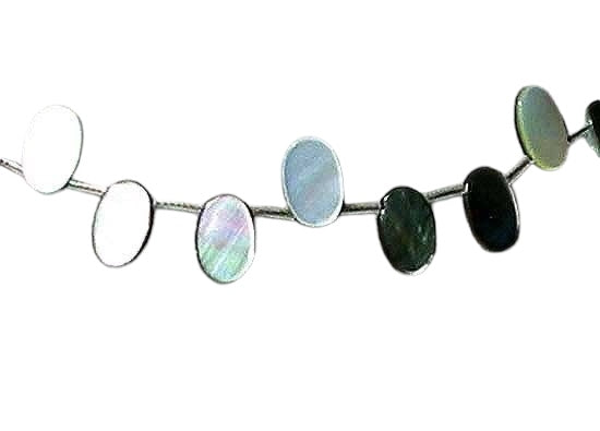 7 Black Tahitian Mop Oval Pendant Beads 4349