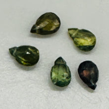 Load image into Gallery viewer, Sapphire AAA Faceted 2.2cts Parcel Briolette Beads | 6x4 to 5x4mm | Green | 5 |
