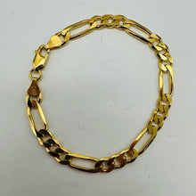 Load image into Gallery viewer, Handmade Italian 18K Gold Vermeil Figaro Chain Bracelet | 7mm | 8" | 12g |
