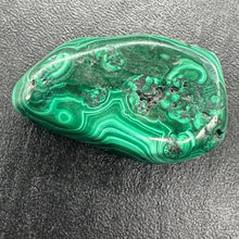 Load image into Gallery viewer, Malachite 39g Polished FreeForm Gemstone| 45x27x15mm | Green | Display Specimen|
