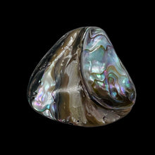 Load image into Gallery viewer, Abalone Hinge Shell | 38x42x12to 36x38x11mm | Silver Pink | 1 Pendant Bead |
