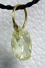 Load image into Gallery viewer, 0.26cts Natural Canary Diamond &amp; 18K Gold Pendant 6568N - PremiumBead Alternate Image 3

