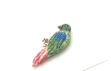 Load and play video in Gallery viewer, Waterbuffalo Bone Parrot | 51x19x8.5mm | Green/Blue/Red/Brown | 1 Bead |

