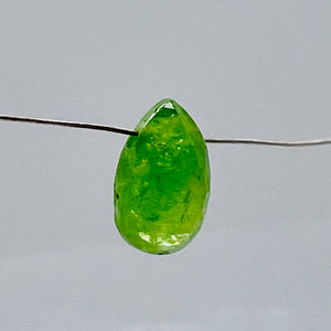 Garnet Grossular Flat Faceted Briolette Pendant Bead | 8x6x4mm(2.4ct) |Green | 1