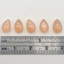 Load image into Gallery viewer, 1 Gem Quality 9x6x3.5mm Peach Moonstone Pear Briolette Bead 6099 - PremiumBead Alternate Image 4
