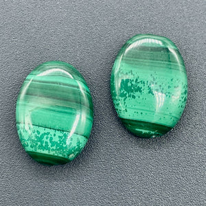 Natural Malachite Oval Coin Beads | Green | 18x13x4mm | 2 Beads |