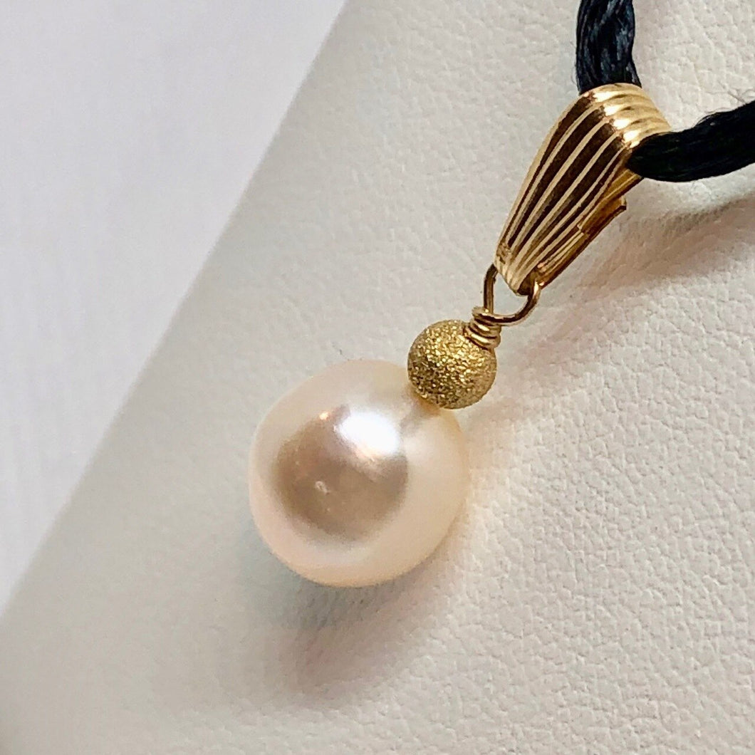 Tear-Drop FW Pearl & 14Kgf Pendant #5084K - PremiumBead Primary Image 1