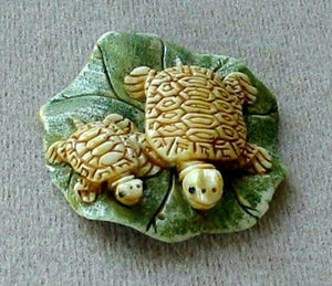 Work of Art Mom & Baby Turtle Pendant Bead 5657 | 39x38x8mm | Cream, green and brown - PremiumBead Primary Image 1