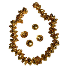 Load image into Gallery viewer, Precious 22K Vermeil Lacy Bead Cap 8&quot; Strand 108587
