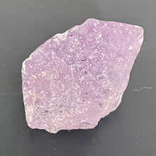 Load image into Gallery viewer, Kunzite High-end Natural Crystal | 22x25x17mm | Purple | 1 Crystal
